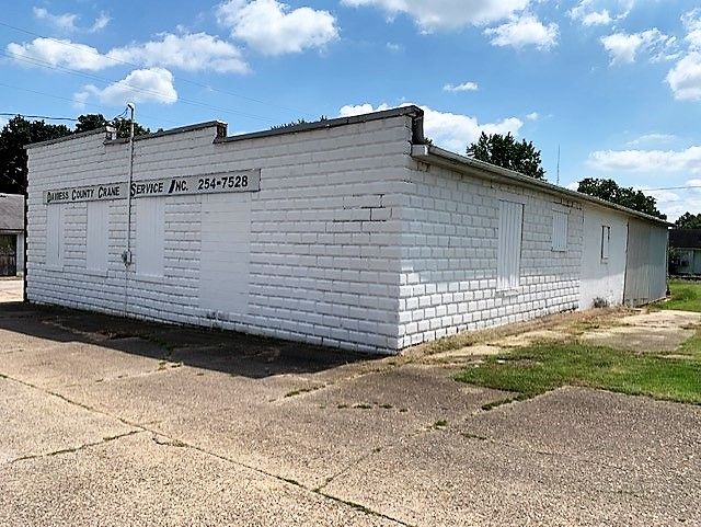 Mill Street: Mill Street, Washington, IN 47501